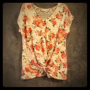 4/$20 women's floral top size xl